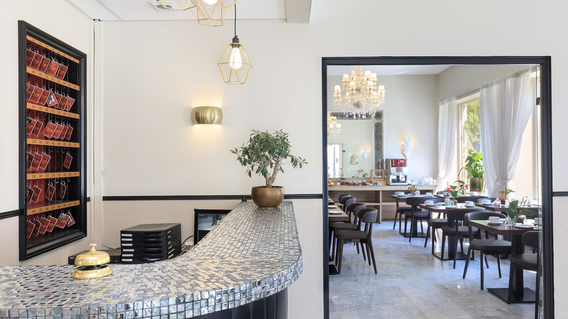 Hotel Locarno