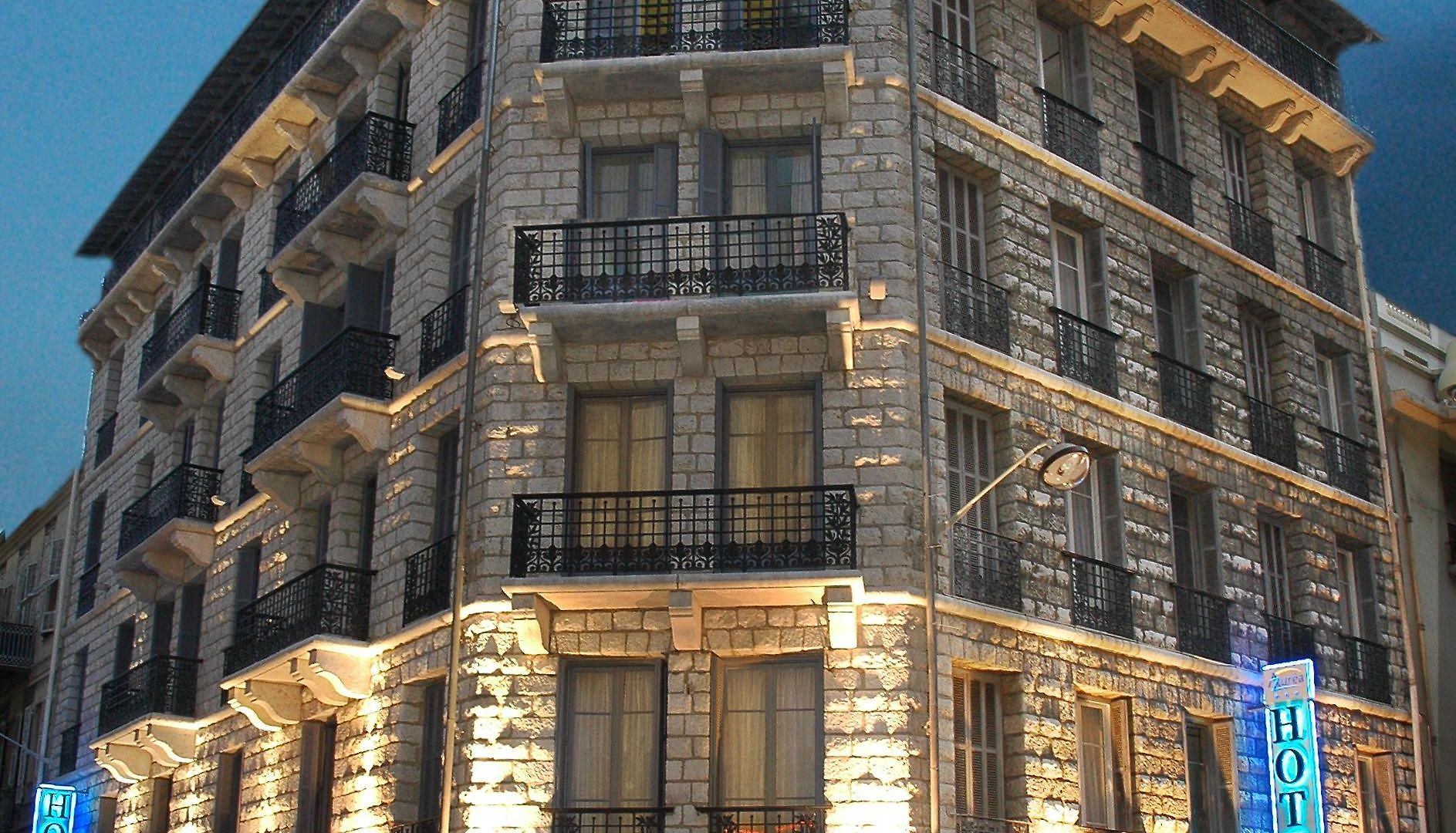 Khla Hotel 3*