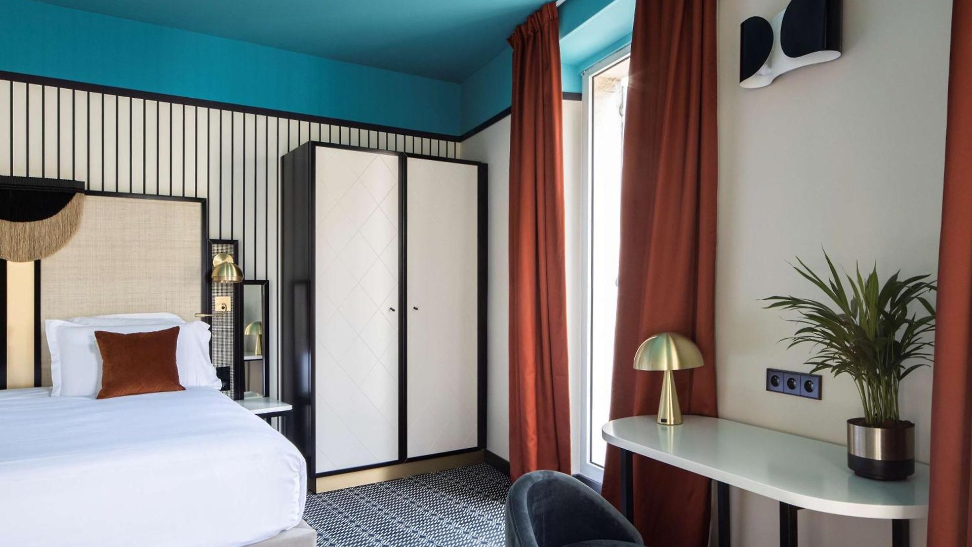 Western Premier Roosevelt Hotel