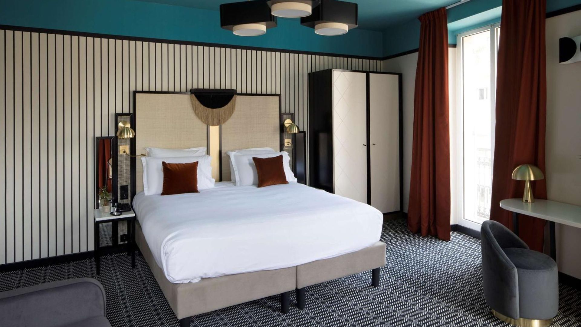 Western Premier Roosevelt Hotel