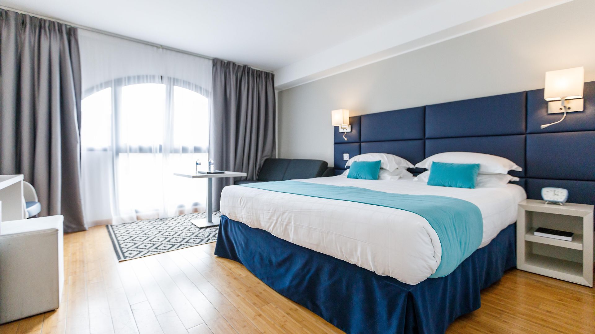 Riviera Hotel