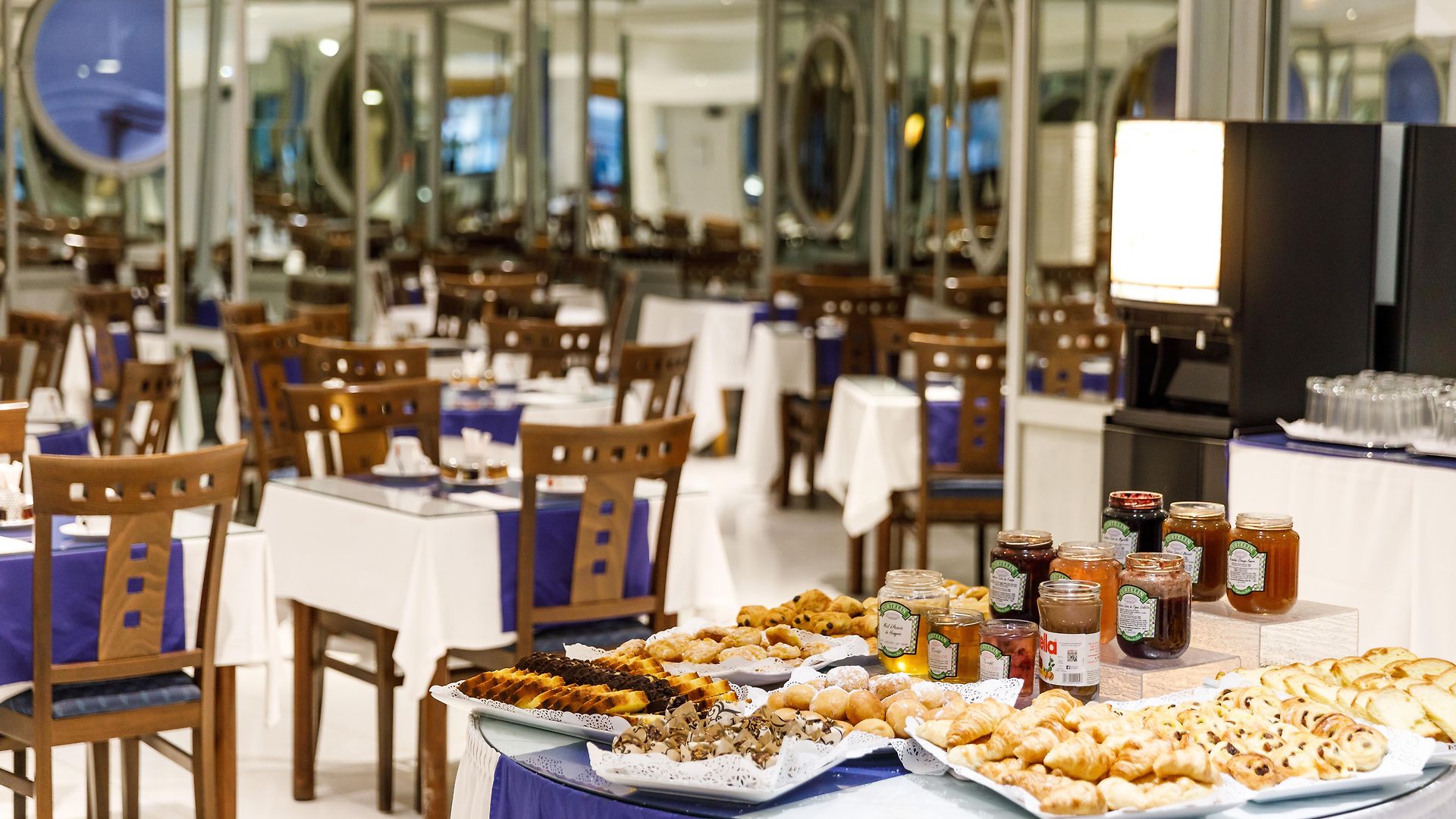 Hotel Riviera 4*
