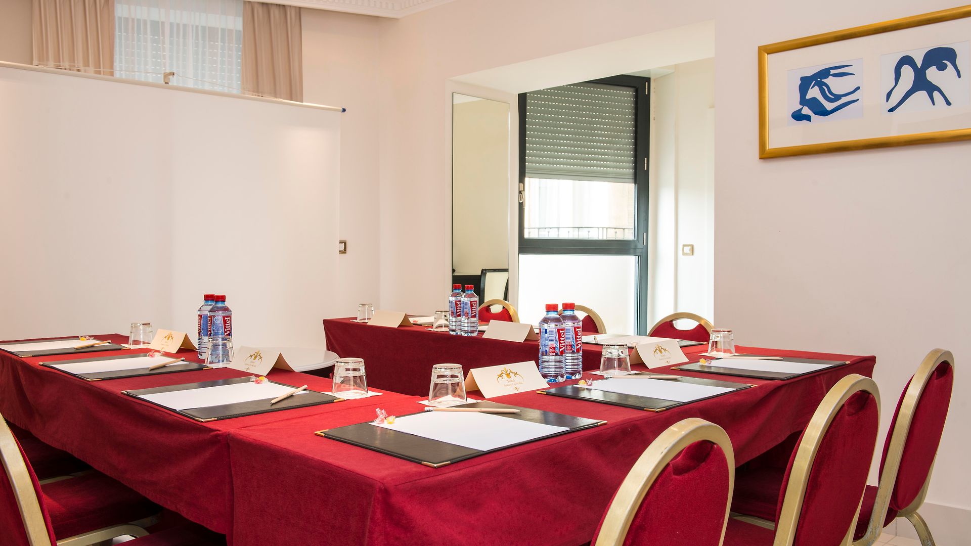 Aston La Scala Hotel