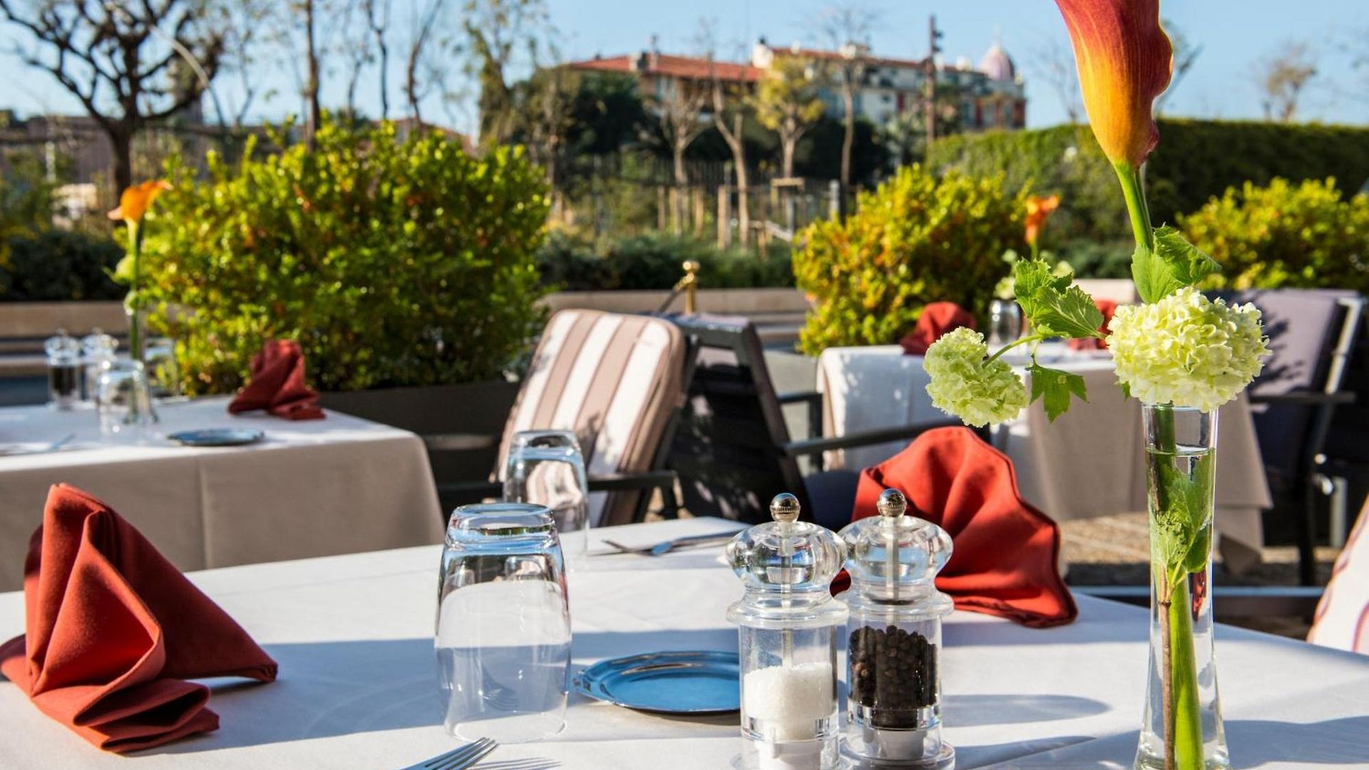 Aston La Scala Hotel 4*