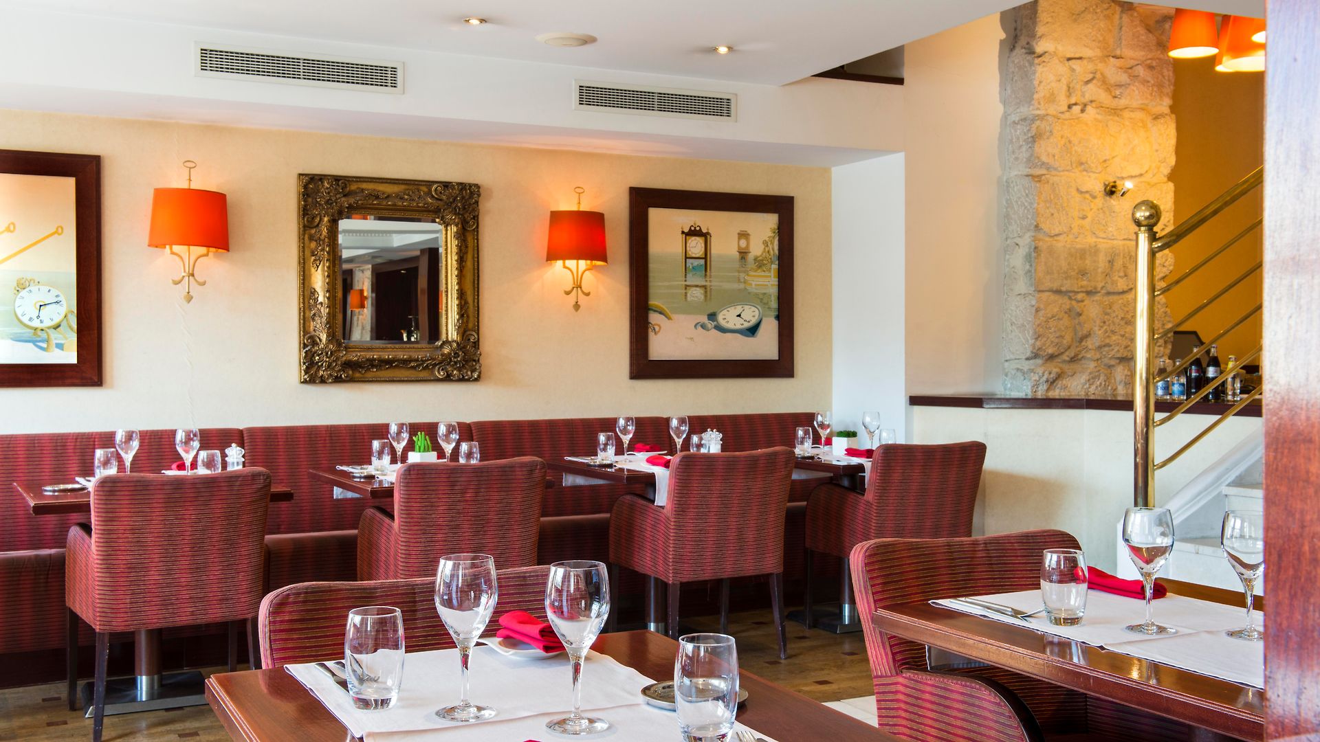 Aston La Scala Hotel