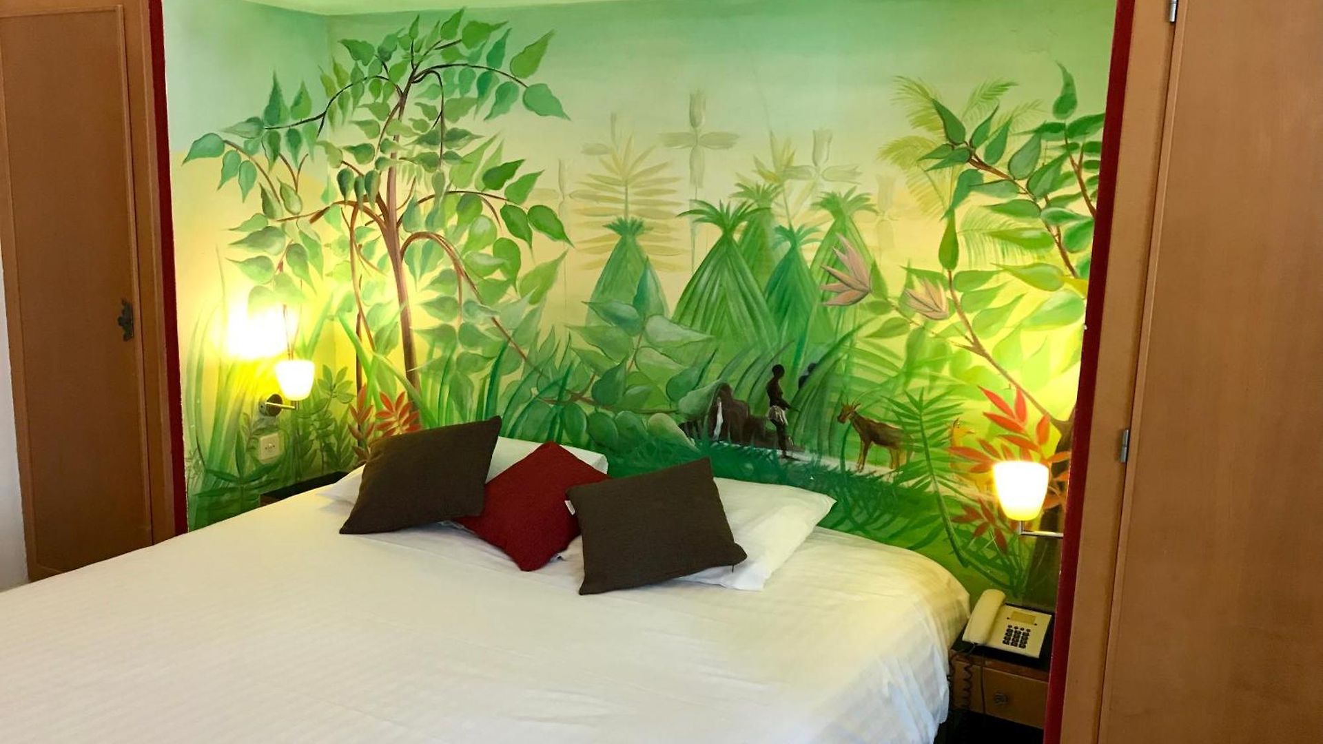 Le Windsor, Jungle Art 4*