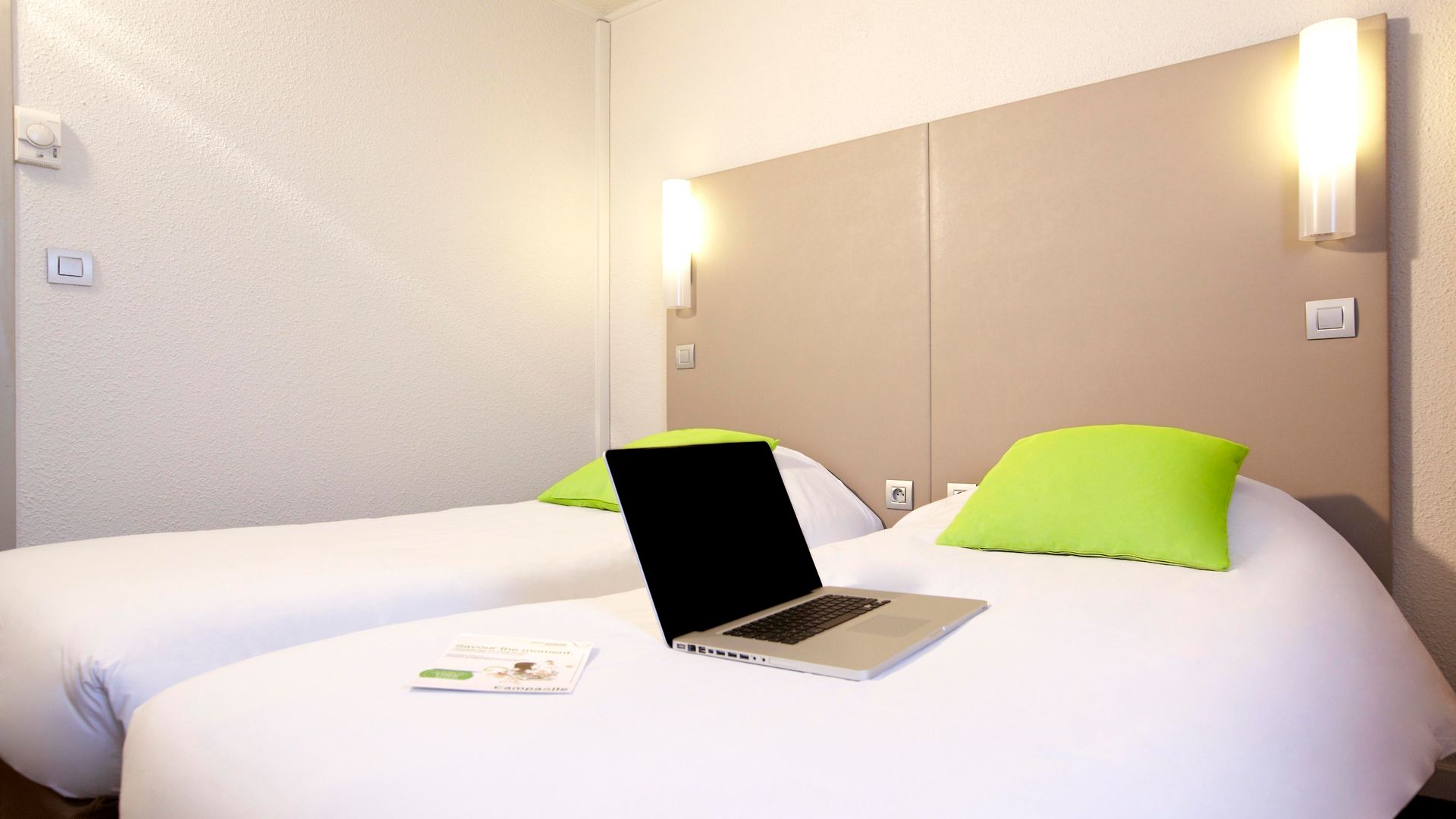Hotel Campanile Prime - Airport 3*
