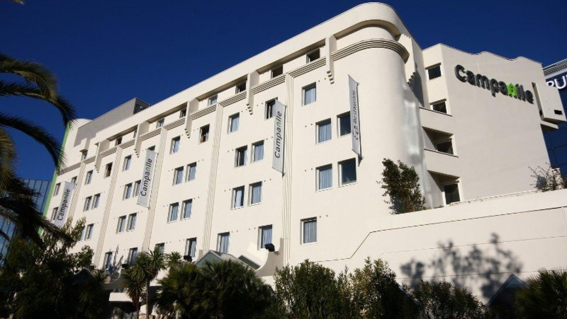 Hotel Campanile Prime - Airport