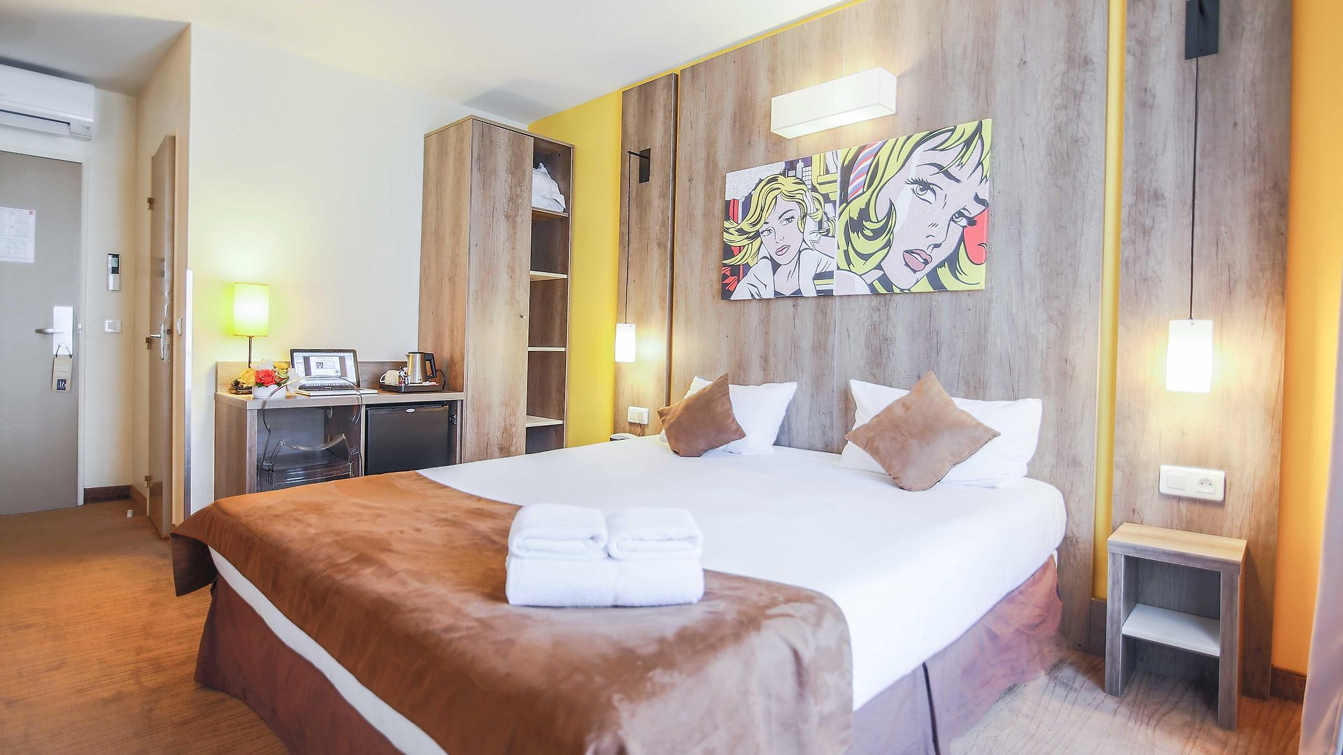 Le Seize, Centre Hotel 3*