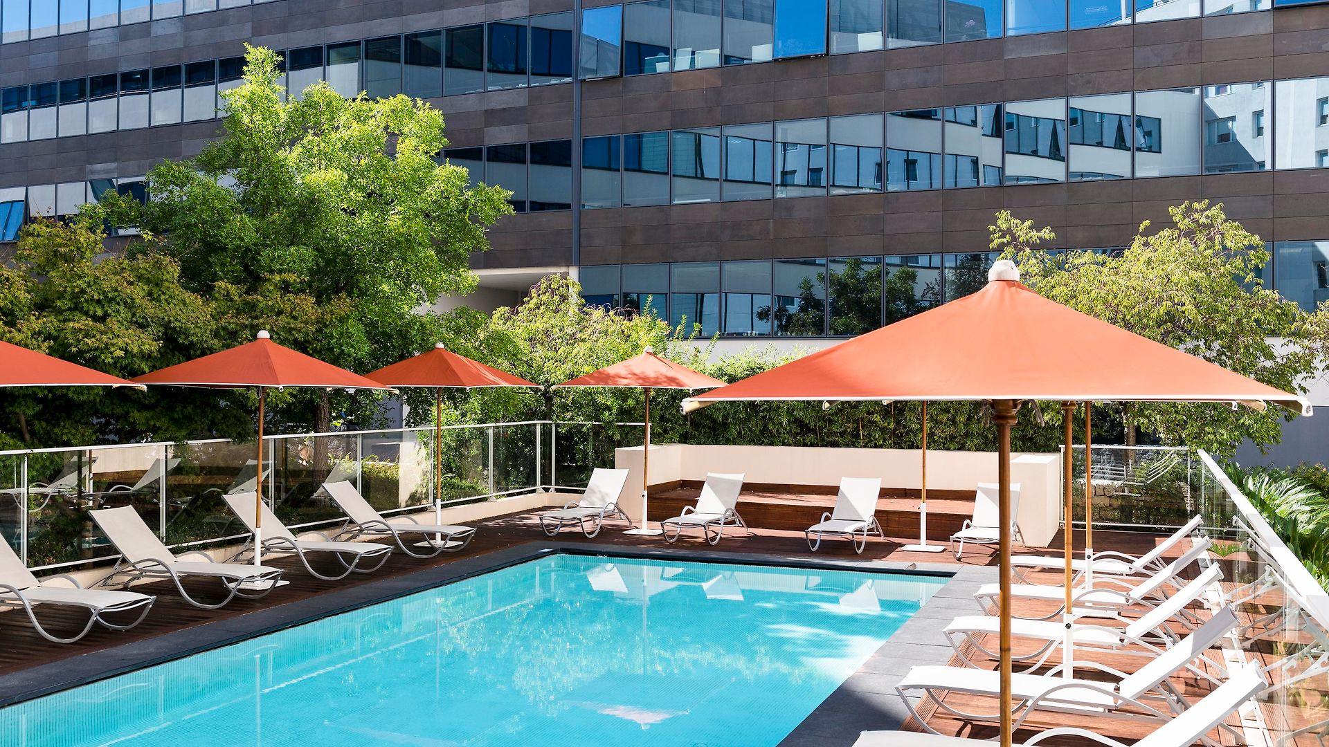 Hotel Novotel Airport 4*