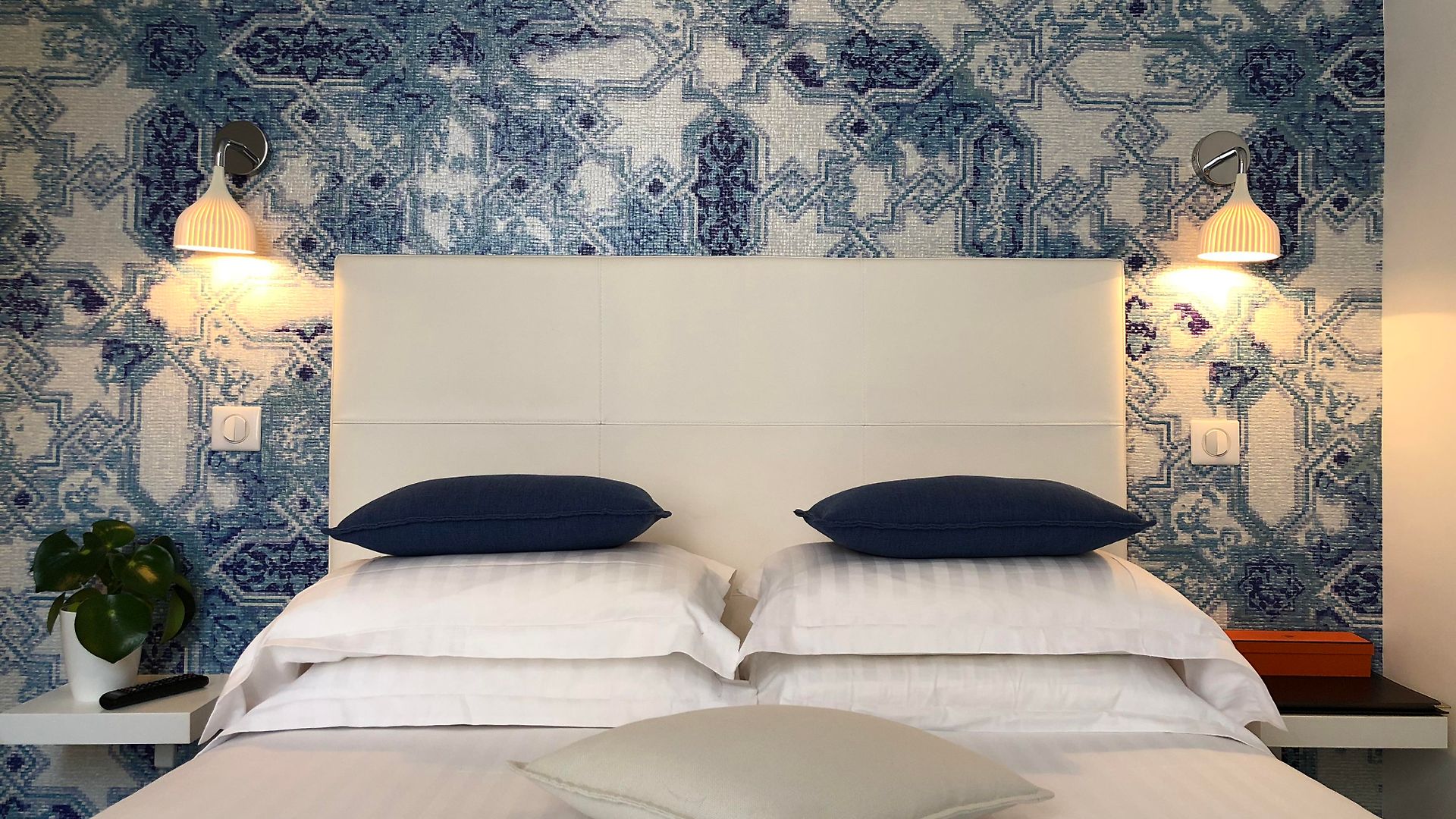 Rose Hotel 3*