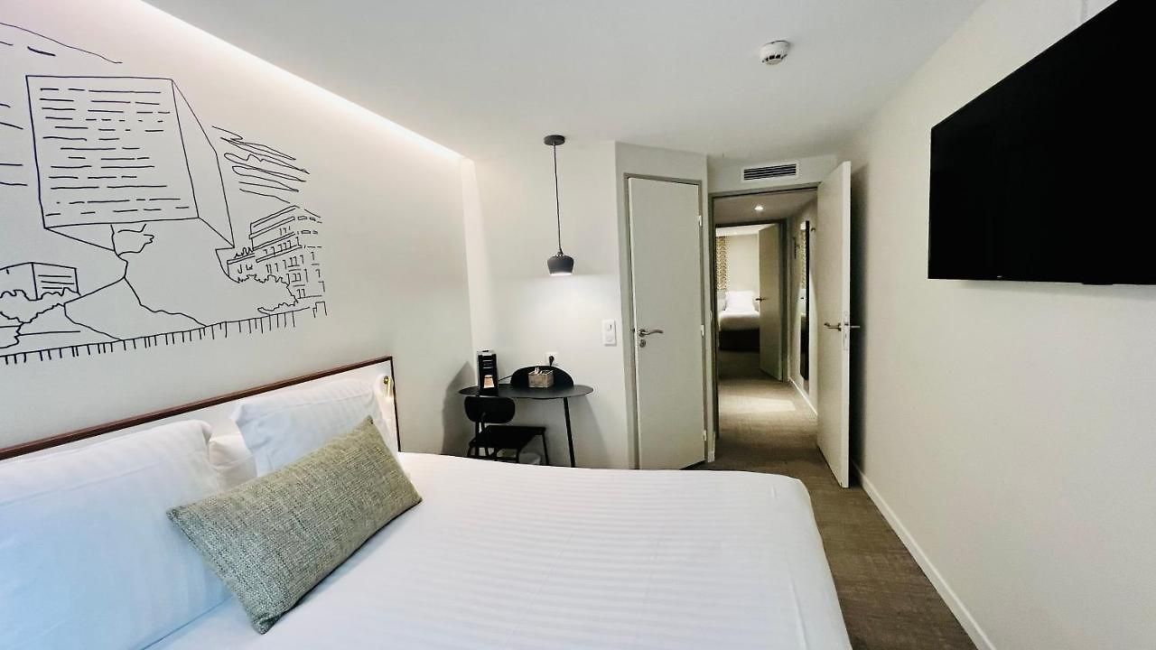 Du Pin Port Hotel 3*