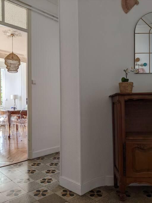 Amazing 2-bedroom In Near The Appartement