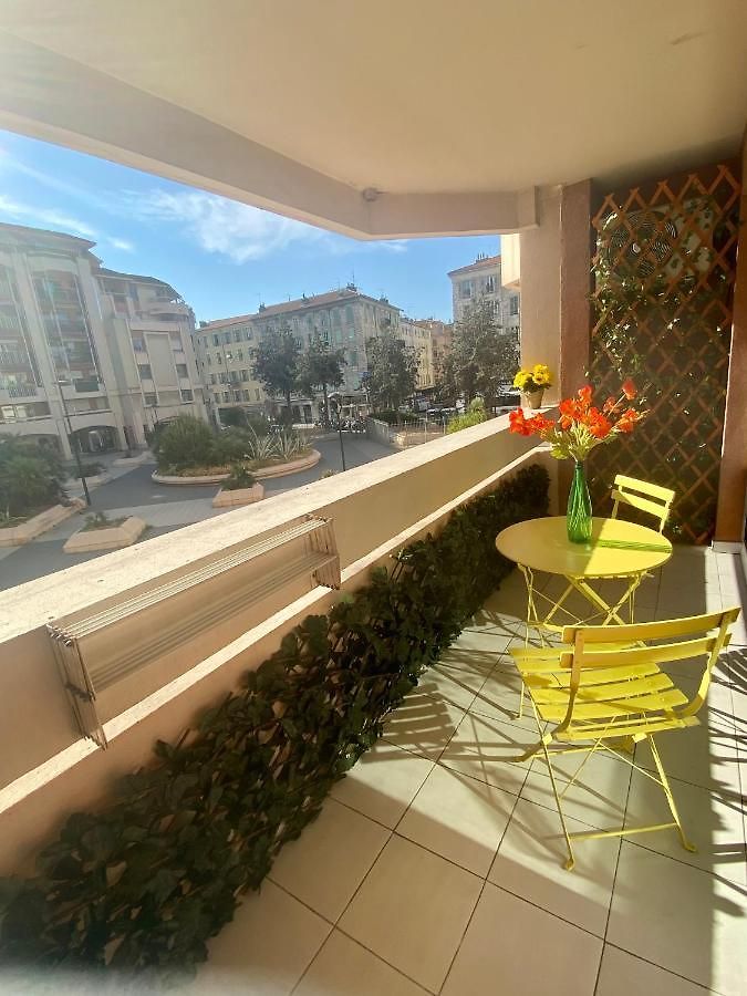6 Pers Port De Nice, Et Vieux-nice A Pied Nice