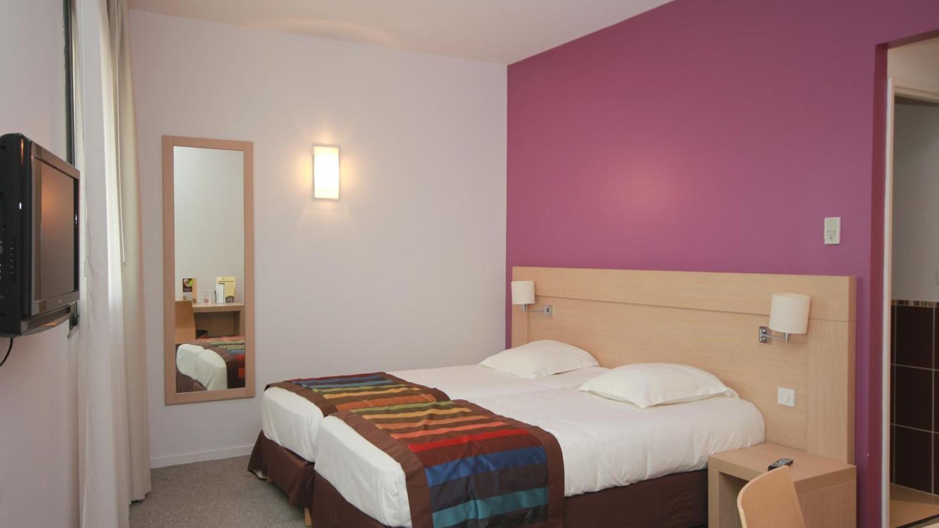 Hotel Esatitude 3*