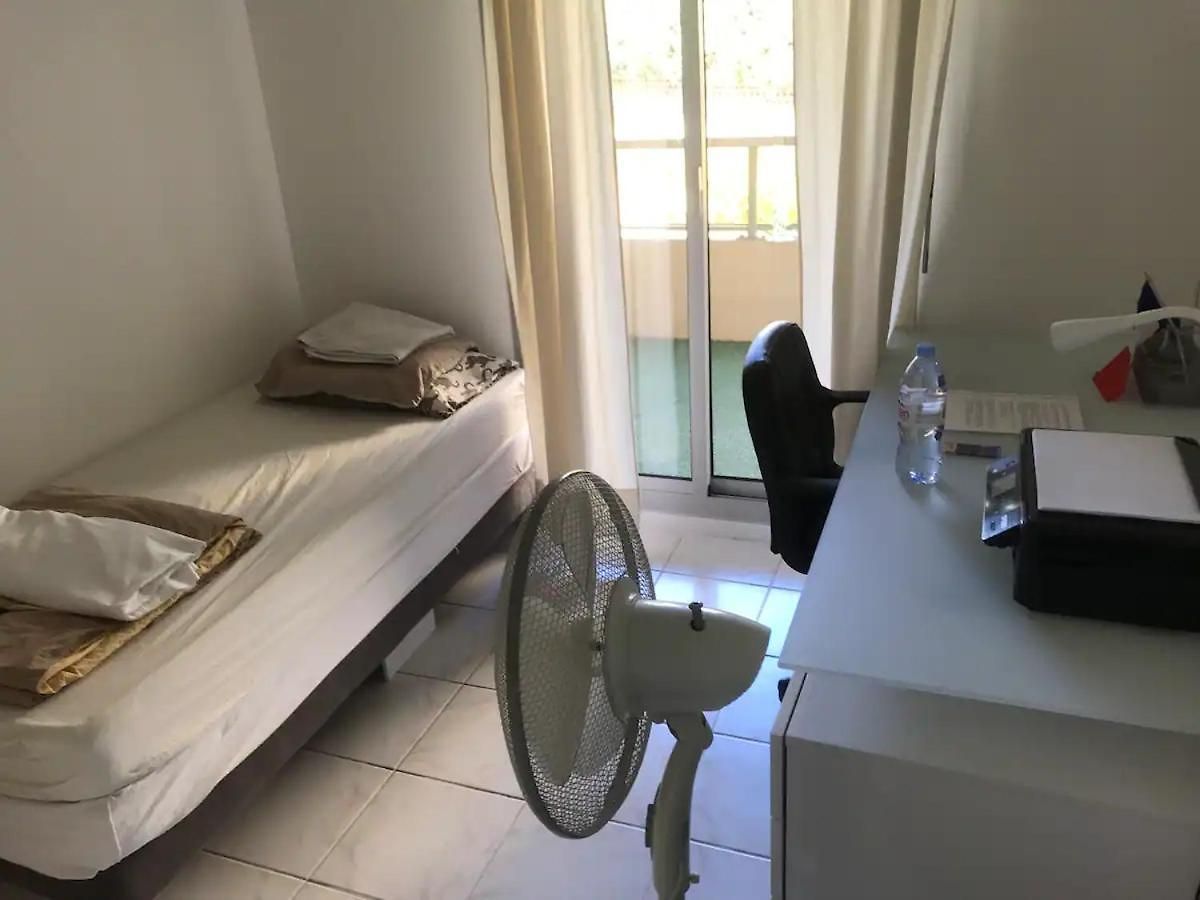 Appartement Entier Dans Résidence Privée Avec Gardien, Piscine Et Aire De Jeux Pour Enfants *