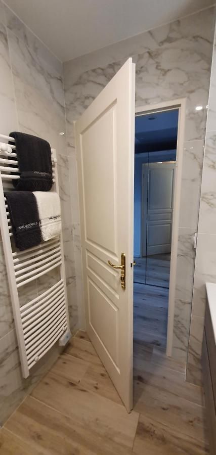 Appartement Lovely 1 Bedroom Vacation With Free Parking. Nice