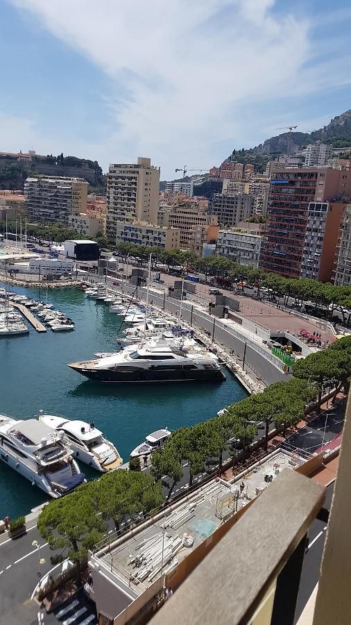 Plein Centre Climatisé Et Spacieux Avec Grande Terrasse Sur Le Toit à Nice