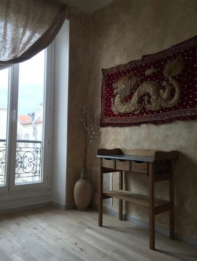 Great And Light Private In The Heart Of Couette-café Nice