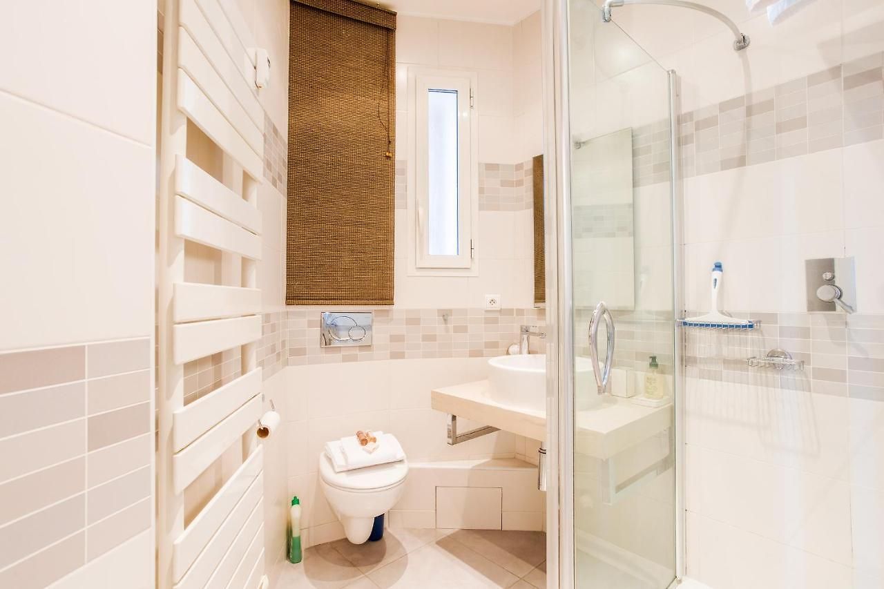 Cosy Garnier Ap4281 By Riviera Holiday Homes *