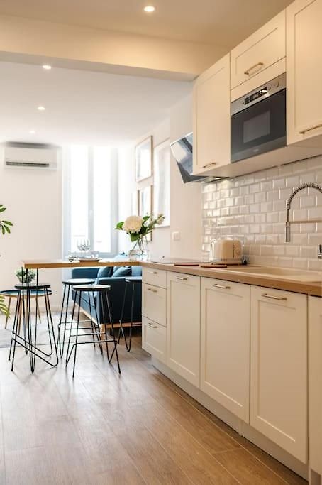 Appartement A/c&balneo In Of Carré D'or #renovated Nice