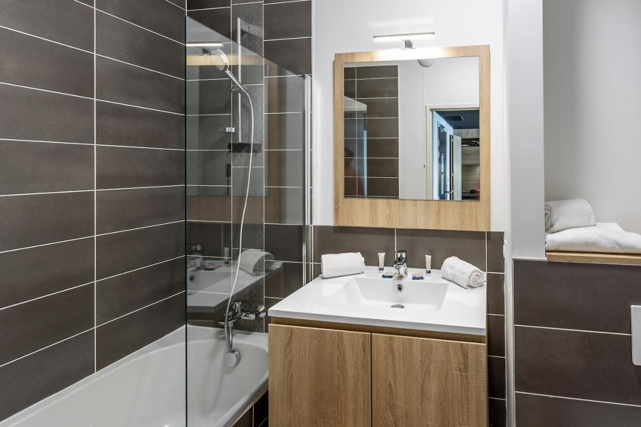 Nemea Appart Hotel Riviera Nice Promenade 4*