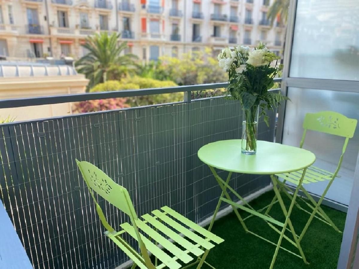 Sunny Studio With Balcony And Ac Near The Sea Appartement *