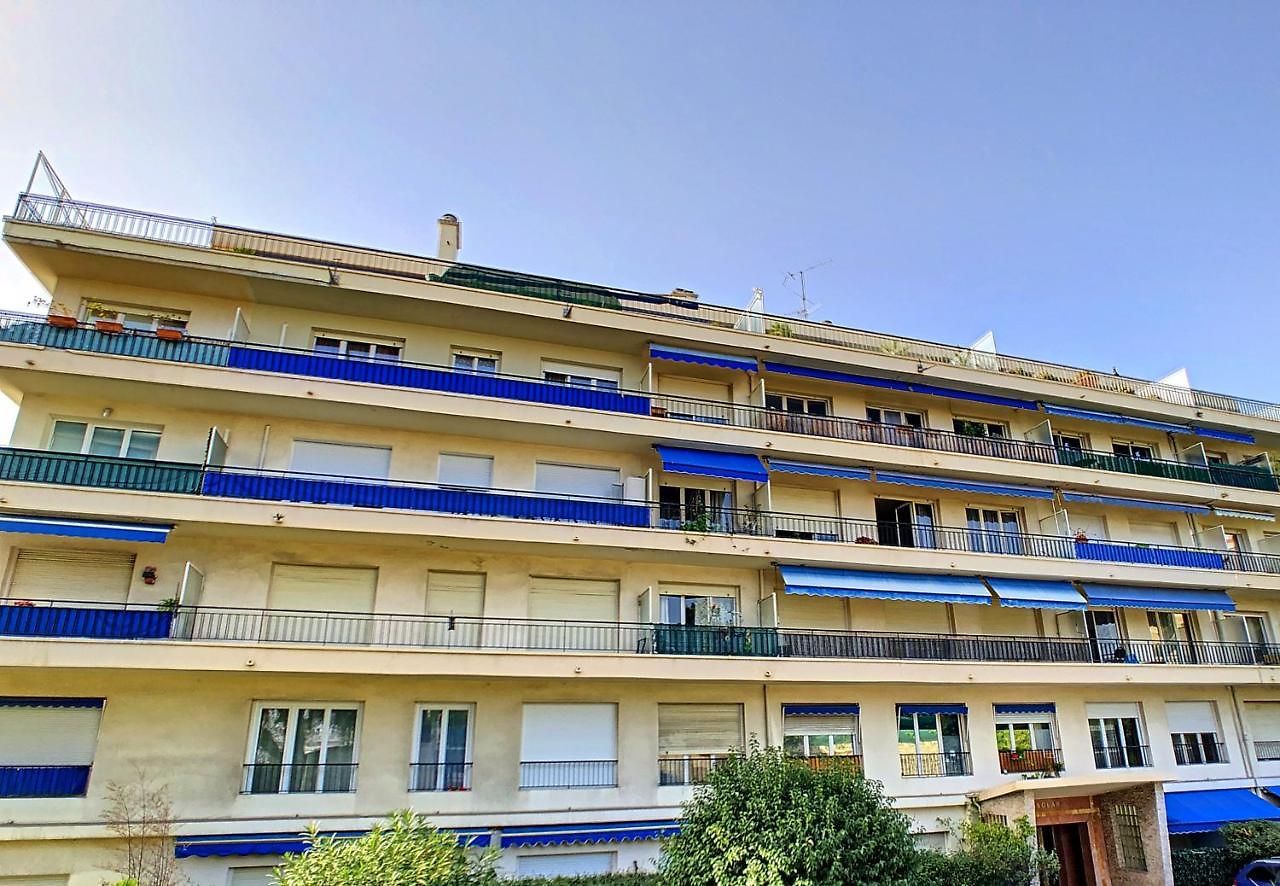 Nestor&jeeves - Solar - By Sea - Balcony Apartment