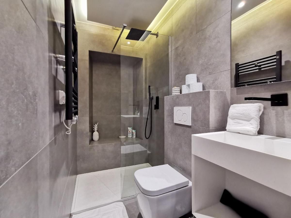 Le Petit Balcon By Guys Apartment