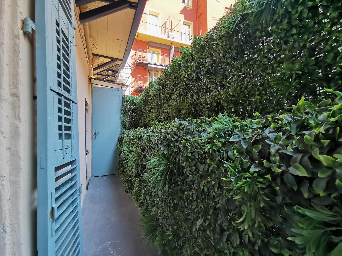 Le Petit Balcon By Guys Apartment