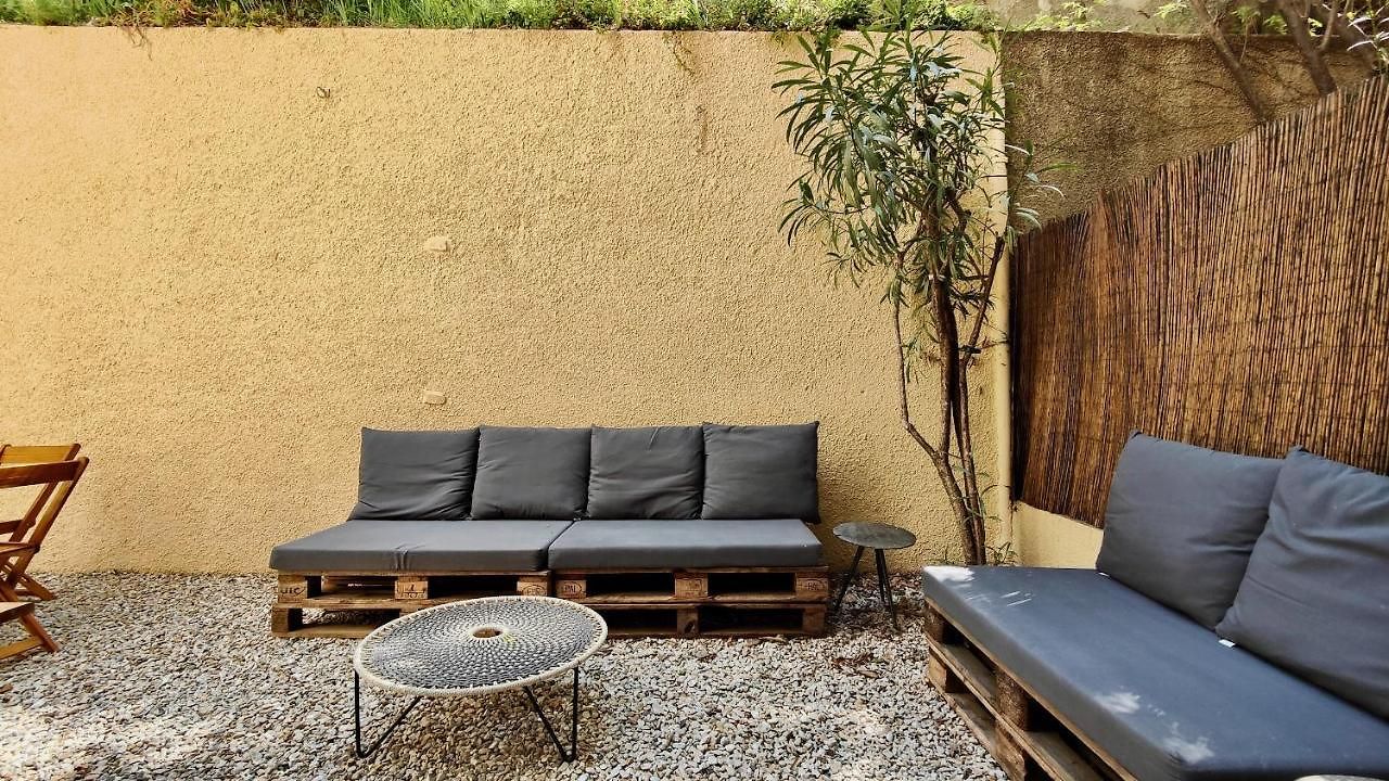 Maison Jeanne By Guys Hébergement de vacances *