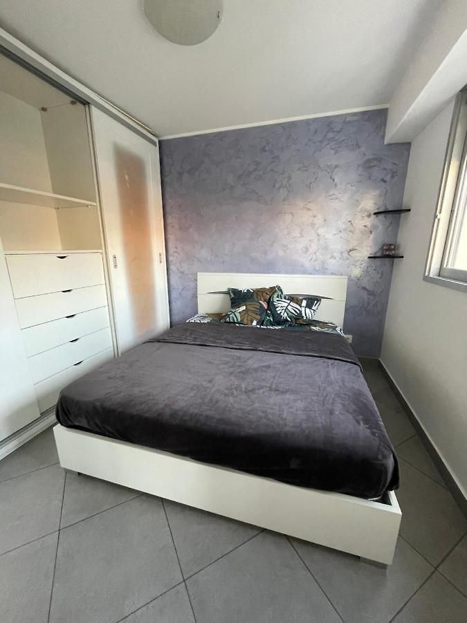 Appartement Superbe 2 Pièces à 5min De La Free Wifi Et Parking *