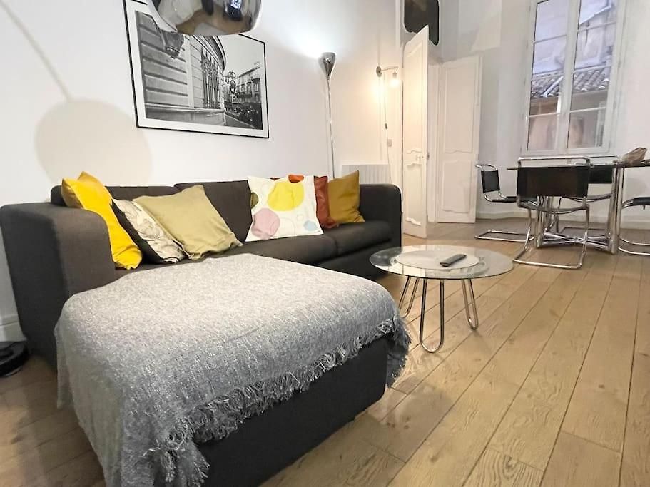 Homelivia, Vieux Nice, De Charme, Clim Balcon Apartment Nice