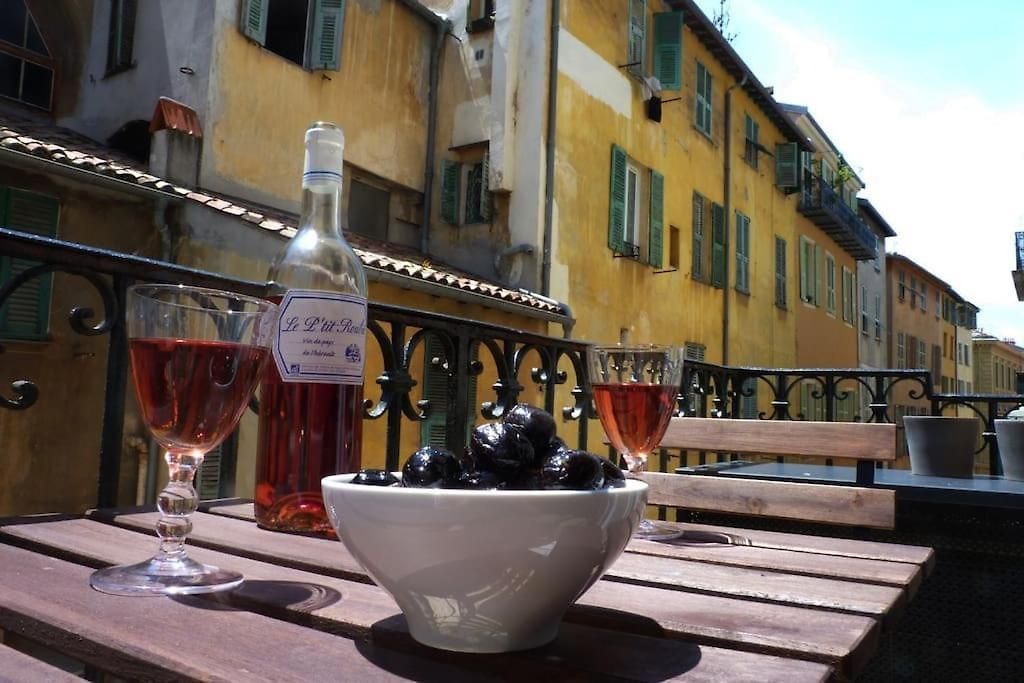Homelivia, Vieux Nice, De Charme, Clim Balcon *