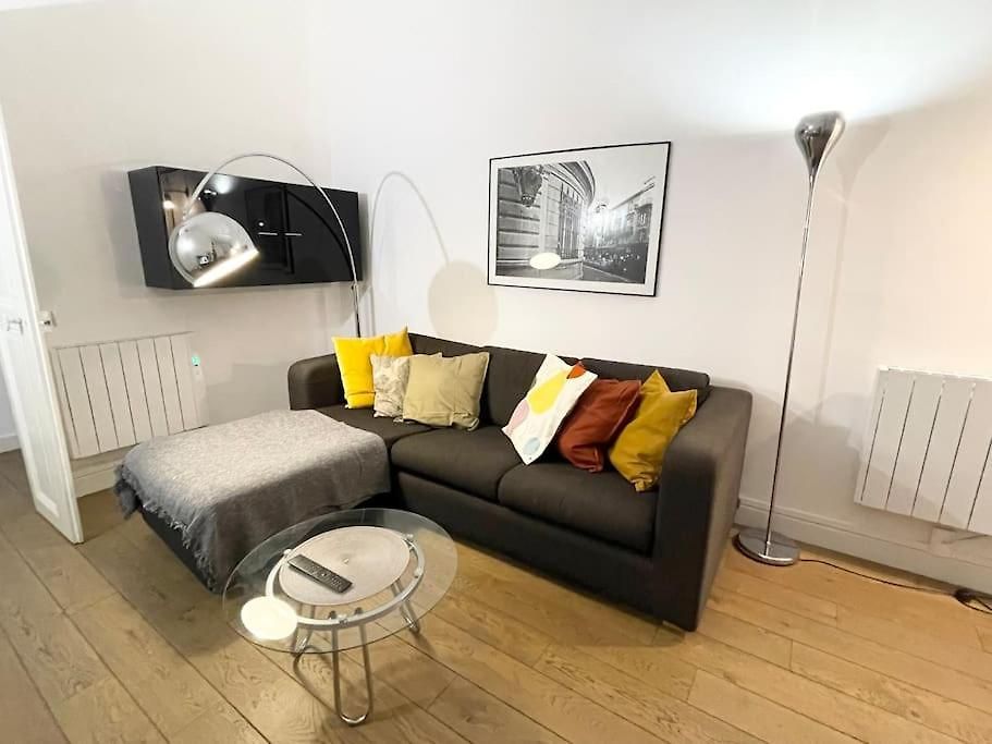 Homelivia, Vieux Nice, De Charme, Clim Balcon Apartment Nice