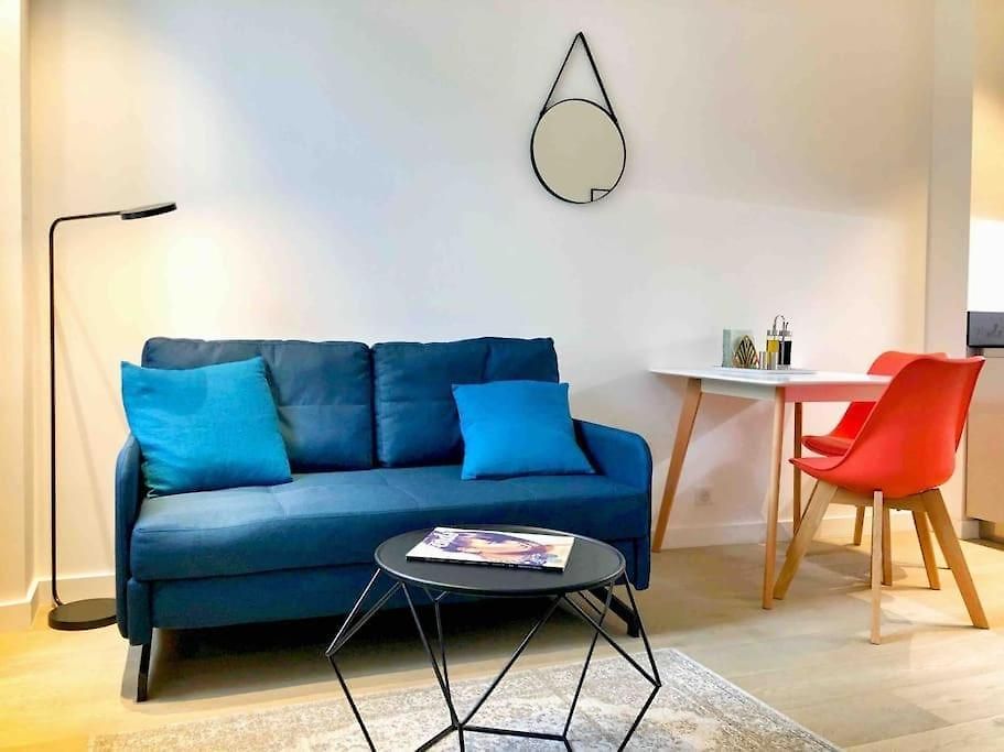 Apartment Homelivia, Votre Ideal Pour Decouvrir