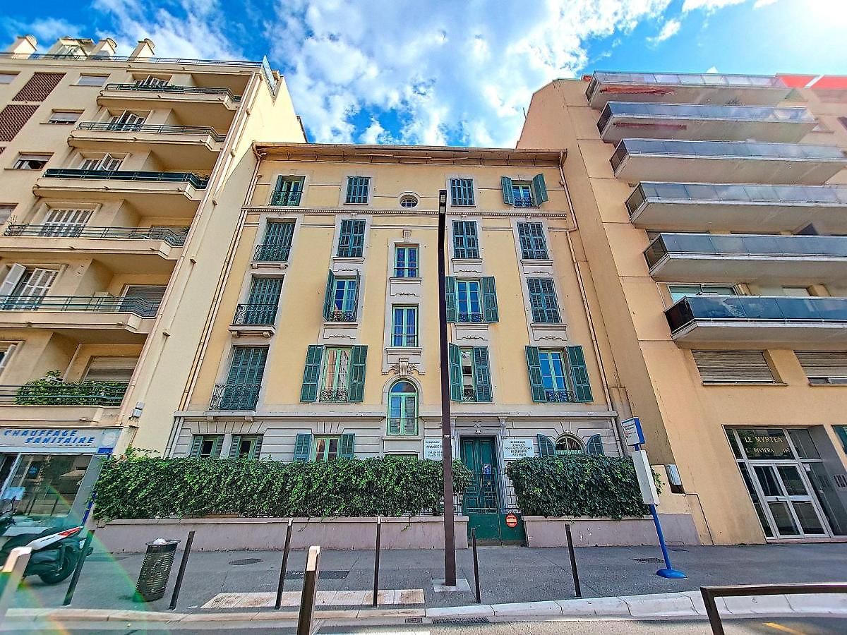 Nestor&jeeves - Rosie France Riviera - Close Sea - Balcony *