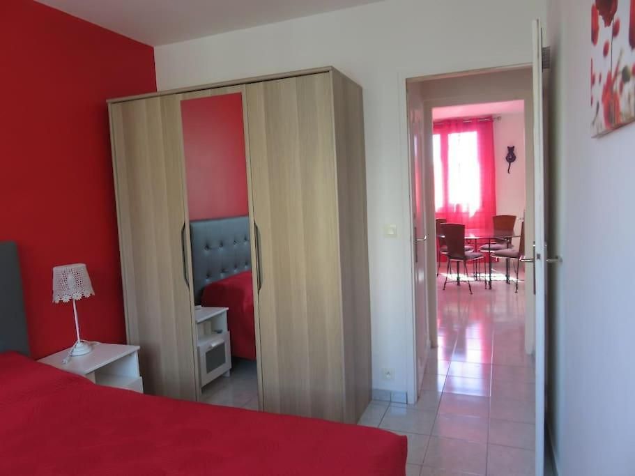 Nord 2 Pieces Calmes,wifi,clim,balcon,parking Appartement Nice