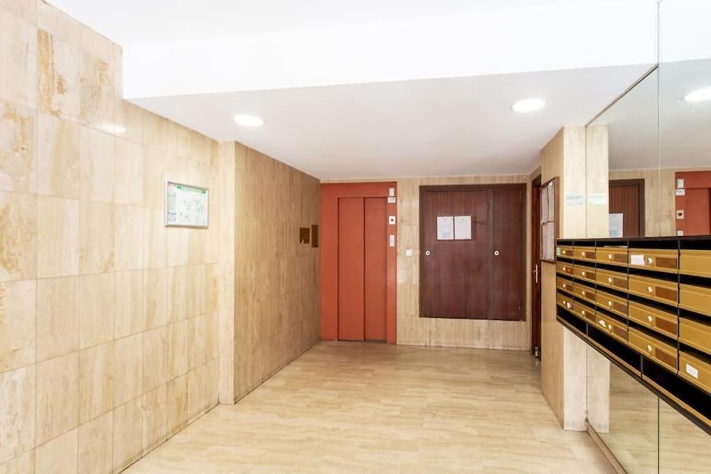 #4 Staywiz Us - Papon Parking Climatisé Terrasse&wifi 5mins à Pieds Du Vieux *