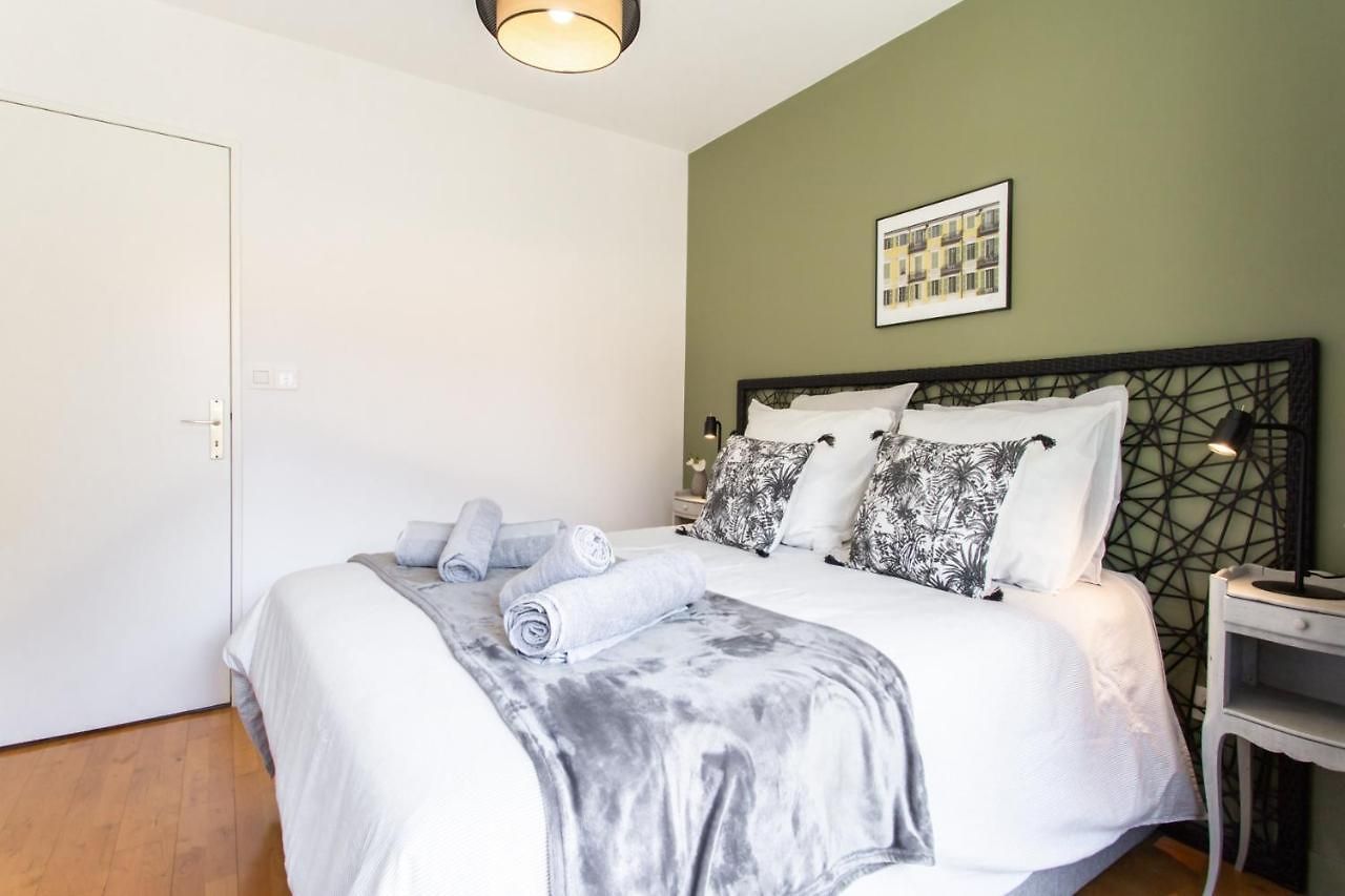 #4 Staywiz Us - Papon Parking Climatisé Terrasse&wifi 5mins à Pieds Du Vieux Appartement