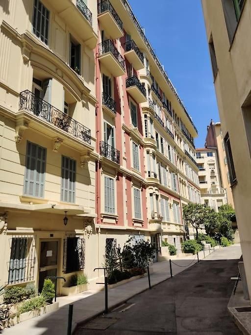 Appartement Floor Nest, Balcony Close To Sea&old-town Bail Mobilité Nice