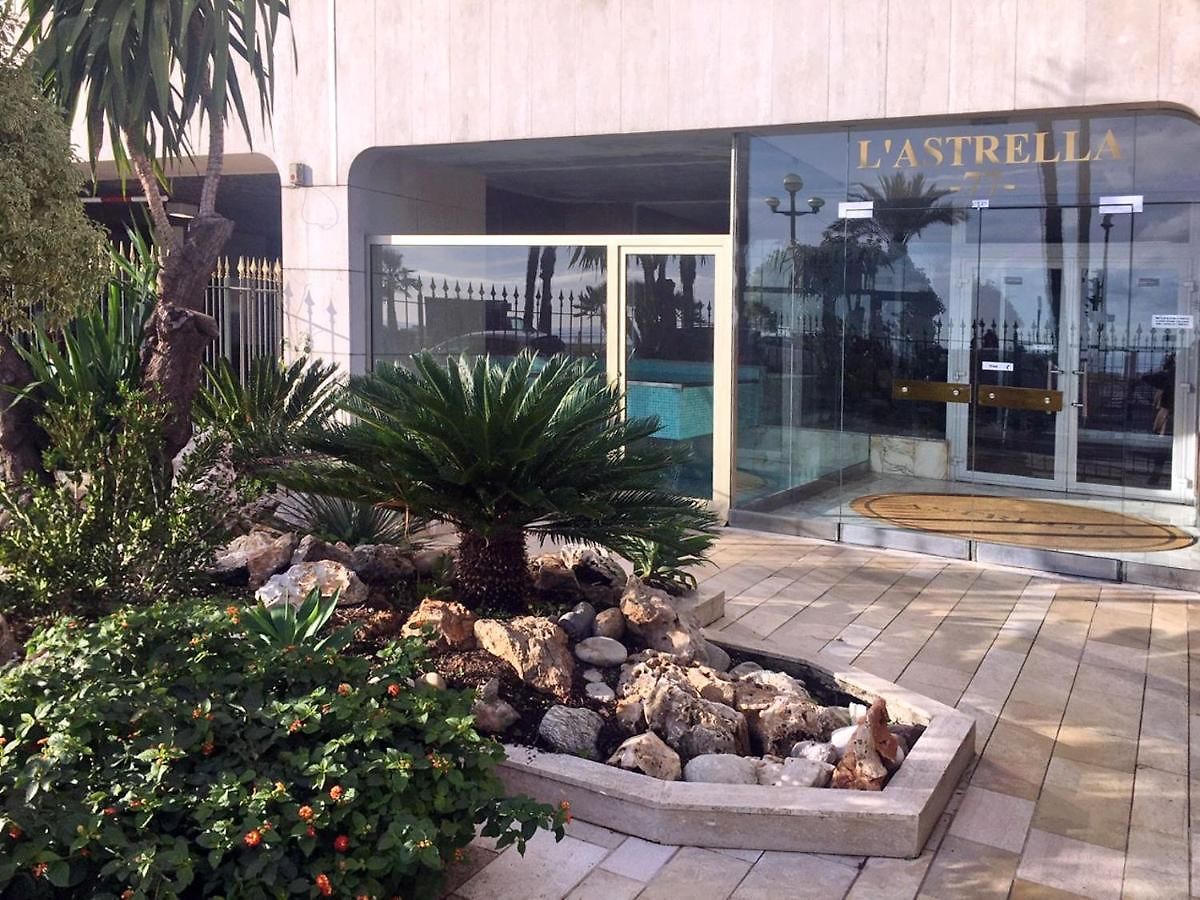 Beachfront On Promenade Des Appartement
