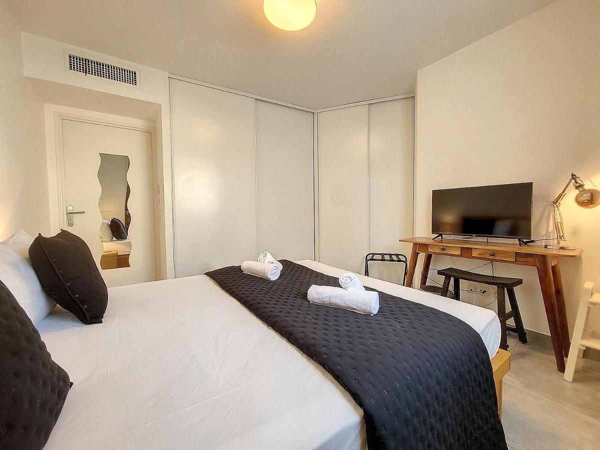Appartement Nestor&jeeves - Fresco - - Very Close Sea - Balcony *