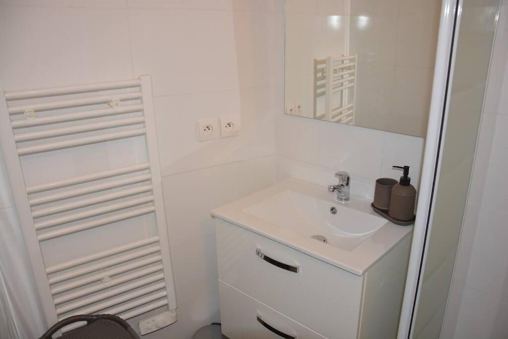 Apartment 4 Pieces A - 20 Min De La *