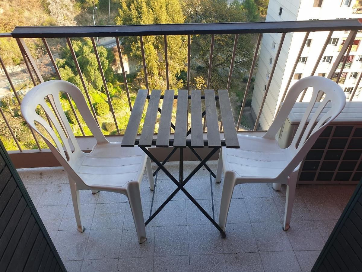 Seaside Tram Haven: Budget-friendly With Kitchen And Views Bed & Breakfast *