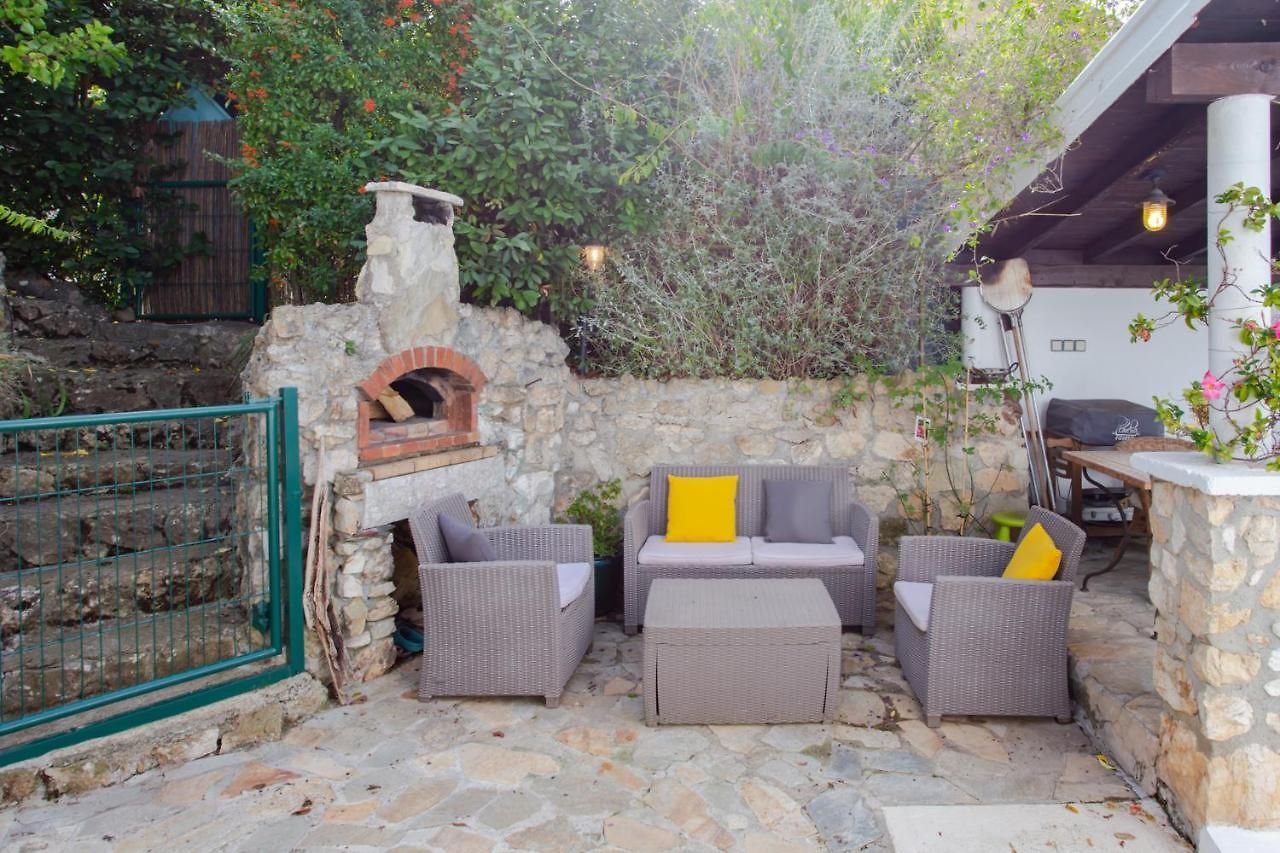 Beautiful With Panoramic View Over Hébergement de vacances