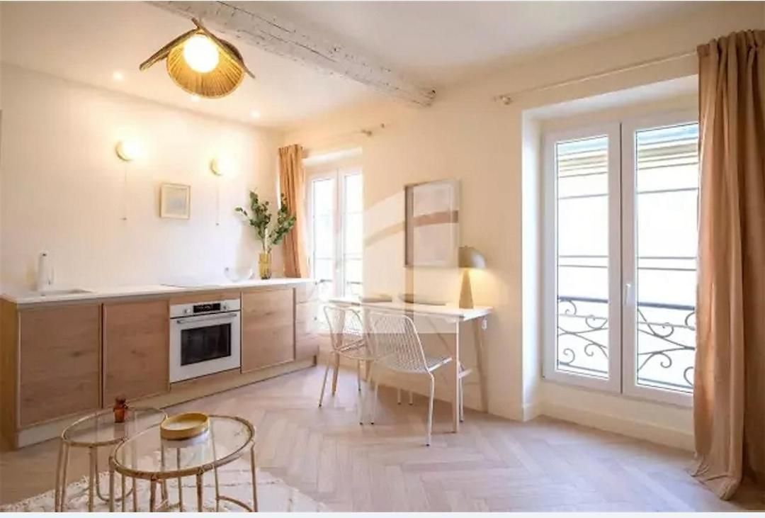 2 Pièces Vieux Vue Coulée Verte Appartement Nice