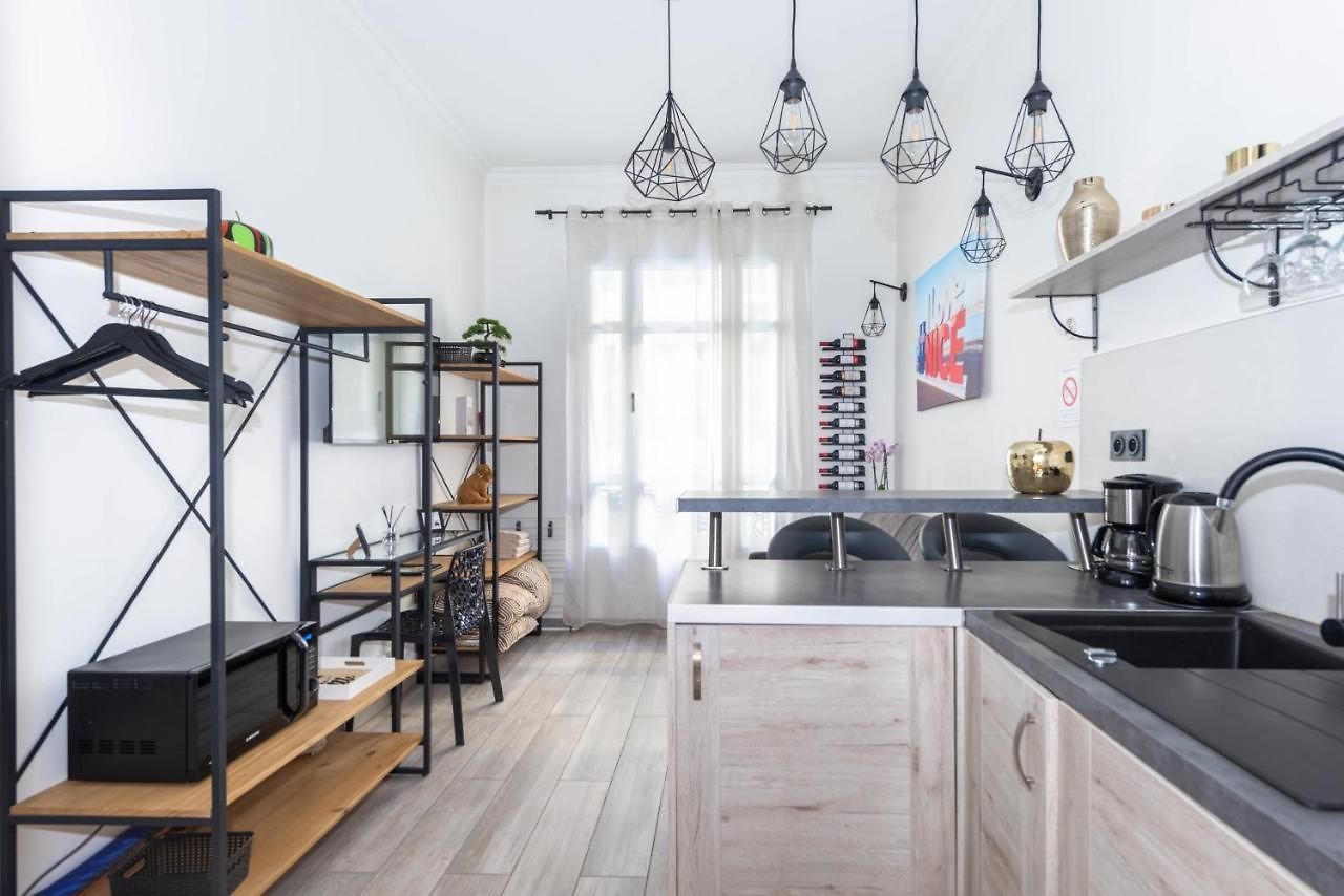 Centre Flat - Modern, Quiet And Brand New Nice