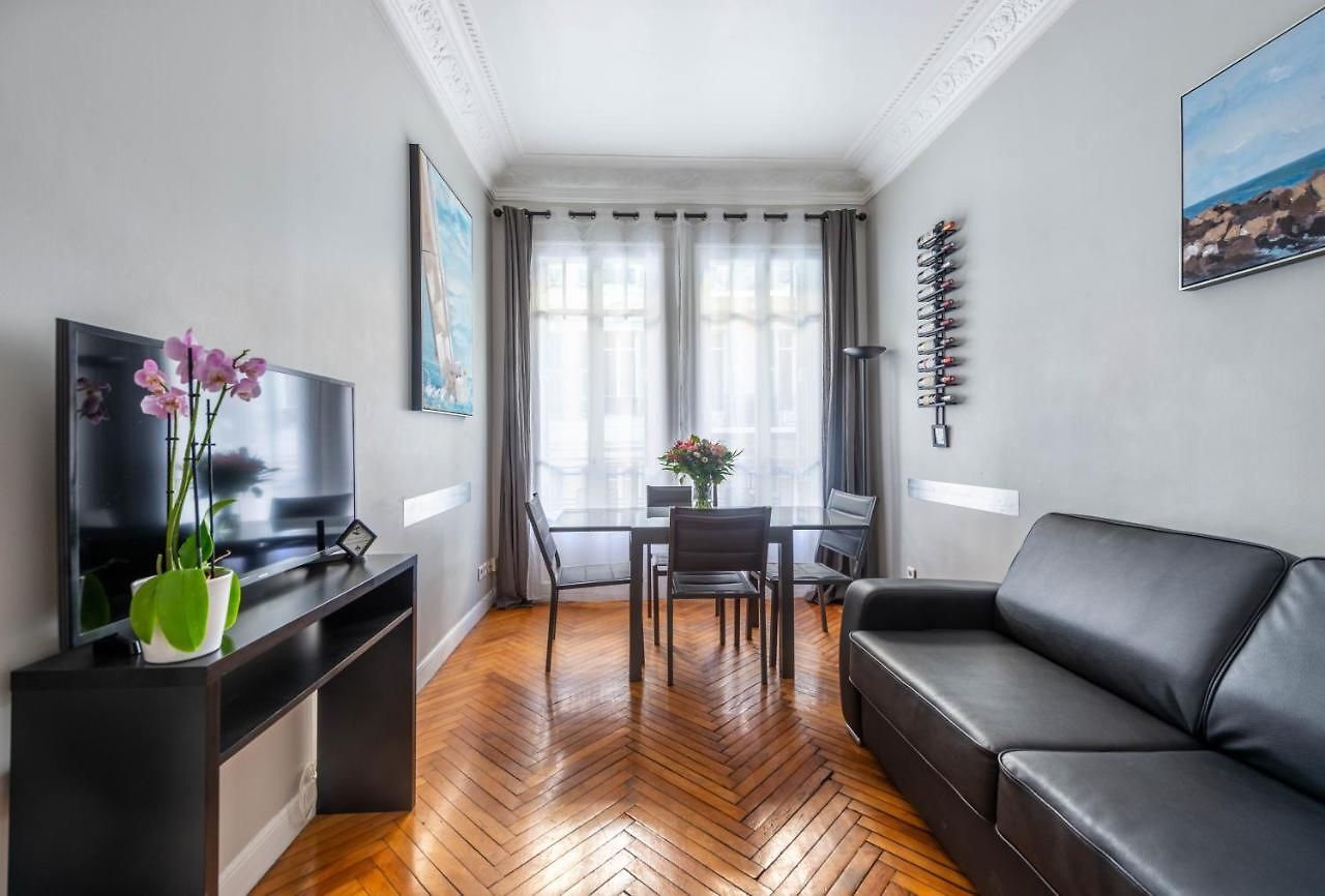 Art Deco Flat 45 M²