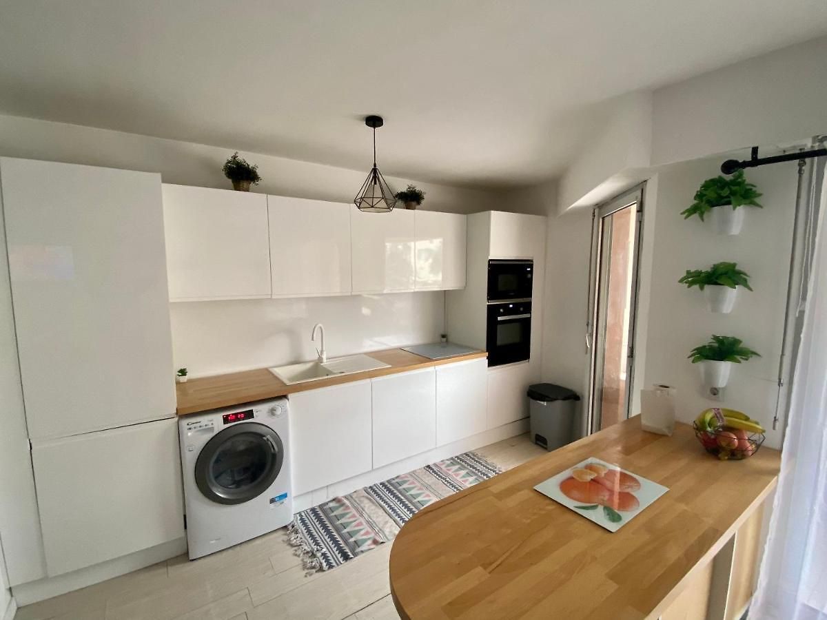 Apartment 6 Pers Port De Nice, Et Vieux-nice A Pied